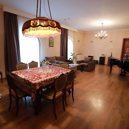 Apartment At 12 Baratashvili Street Tbilisi Eksteriør bilde