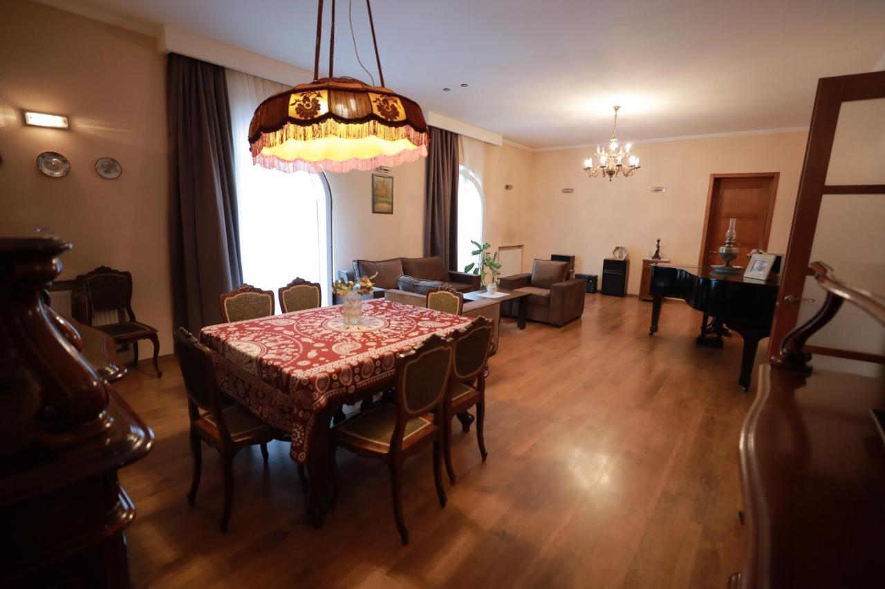 Apartment At 12 Baratashvili Street Tbilisi Eksteriør bilde
