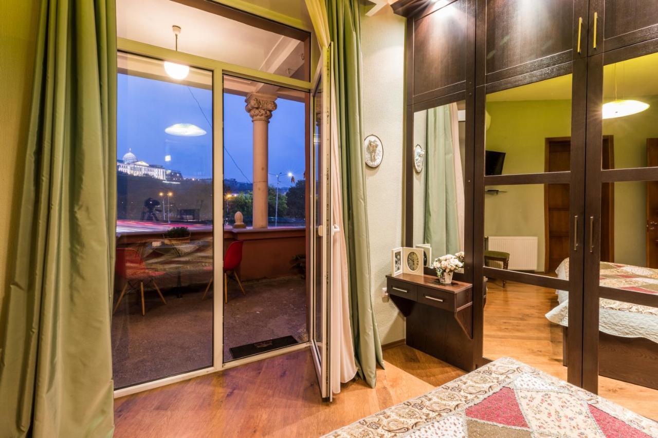 Apartment At 12 Baratashvili Street Tbilisi Eksteriør bilde